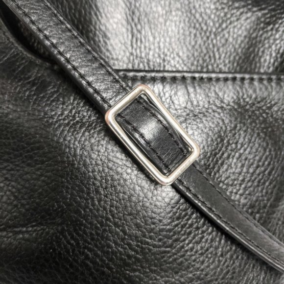 Margot 'Radley' Crossbody Messenger Leather Bag Purse Black - Picture 3 of 9